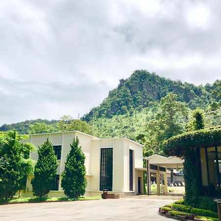 Taunggyi Hotel מראה חיצוני תמונה