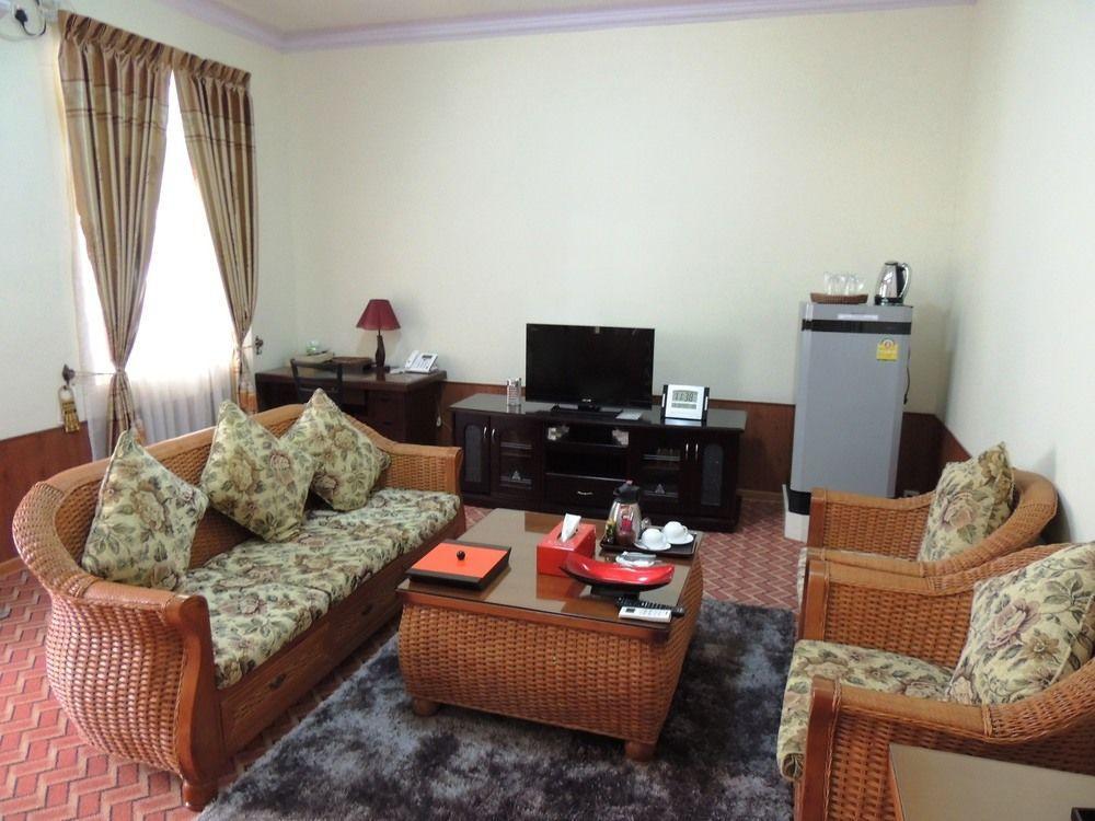 Taunggyi Hotel מראה חיצוני תמונה